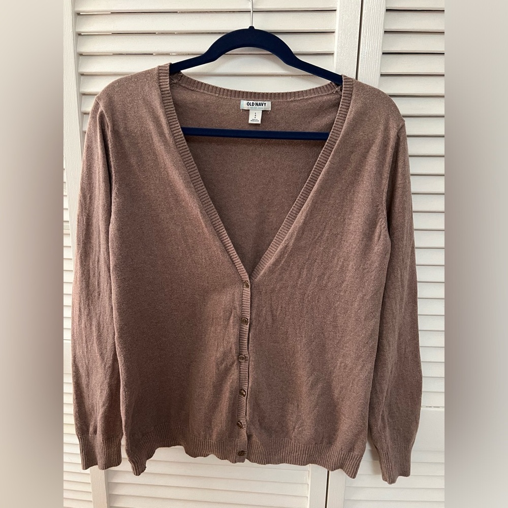 3 Cardigans